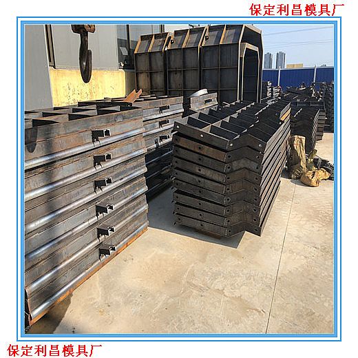 防撞護(hù)欄模具產(chǎn)品的說(shuō)明