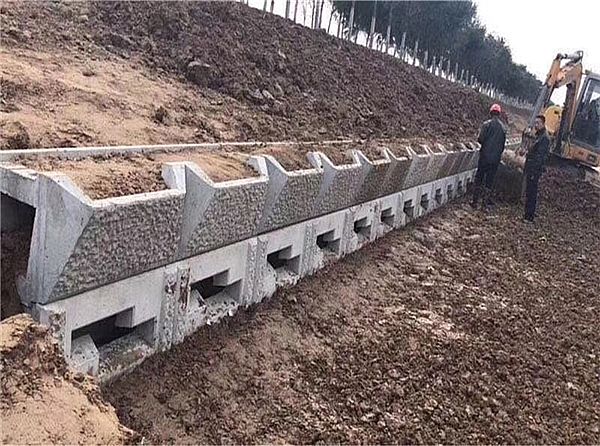 堆砌式生態(tài)框模具_簡介