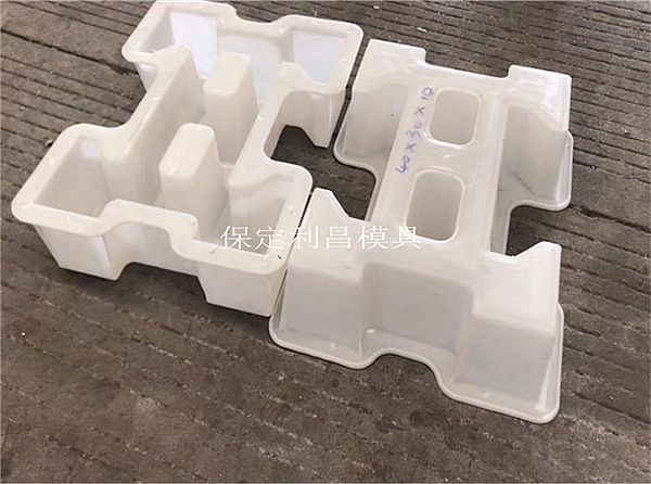 連鎖護(hù)坡模具_(dá)簡介