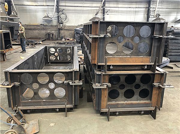 穿線管模具_(dá)施工介紹與說明