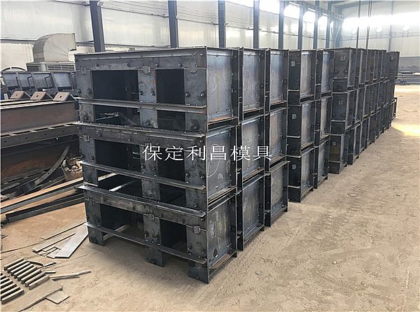 路基電纜槽模具_(dá)常規(guī)介紹