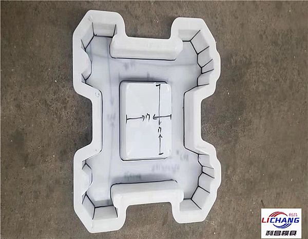 水泥構(gòu)件塑料模具_(dá)簡介