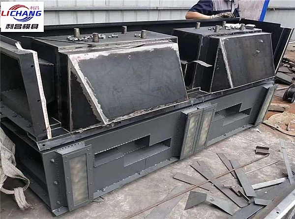 植草式護坡模具_技術(shù)與支持