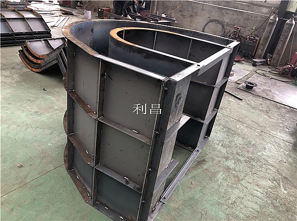 U型壓重塊模具_(dá)基本簡(jiǎn)介